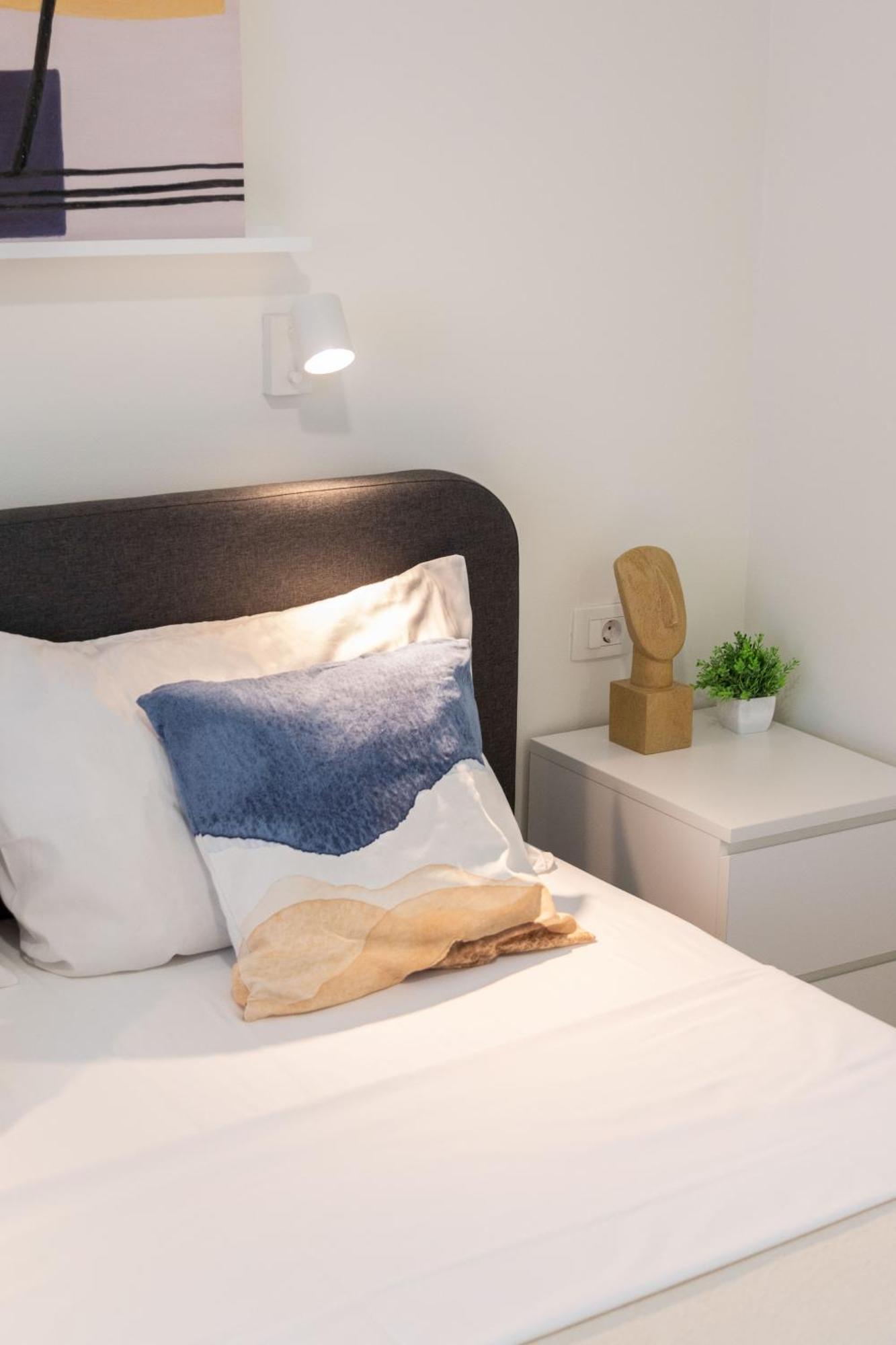 Bright And Modern Apartments In City Center Zagreb Exterior foto